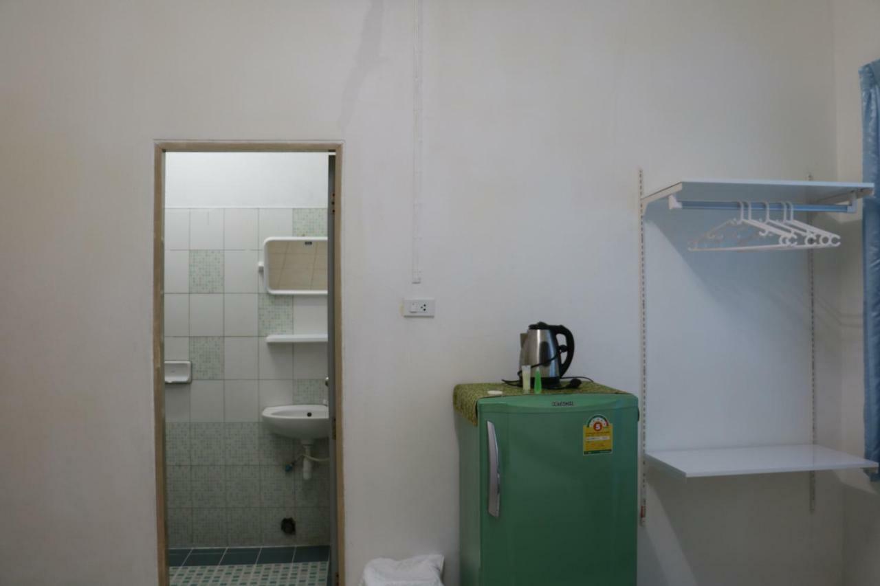 J Home Apartment Hadyai Hat Yai Exterior photo